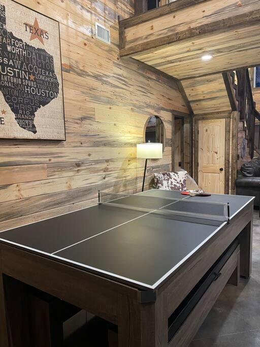 The Big Tex Luxury Cabin Is Epic Broken Bow Exterior foto