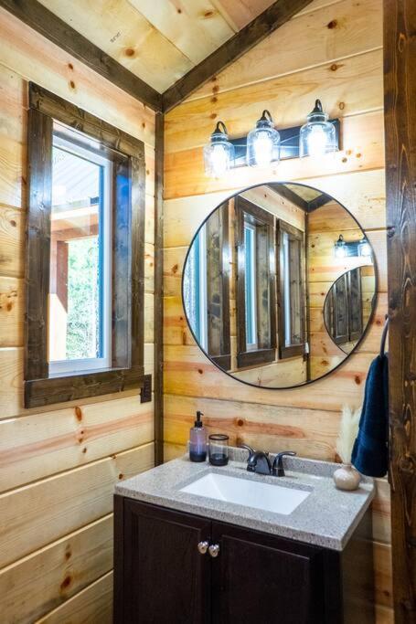 The Big Tex Luxury Cabin Is Epic Broken Bow Exterior foto